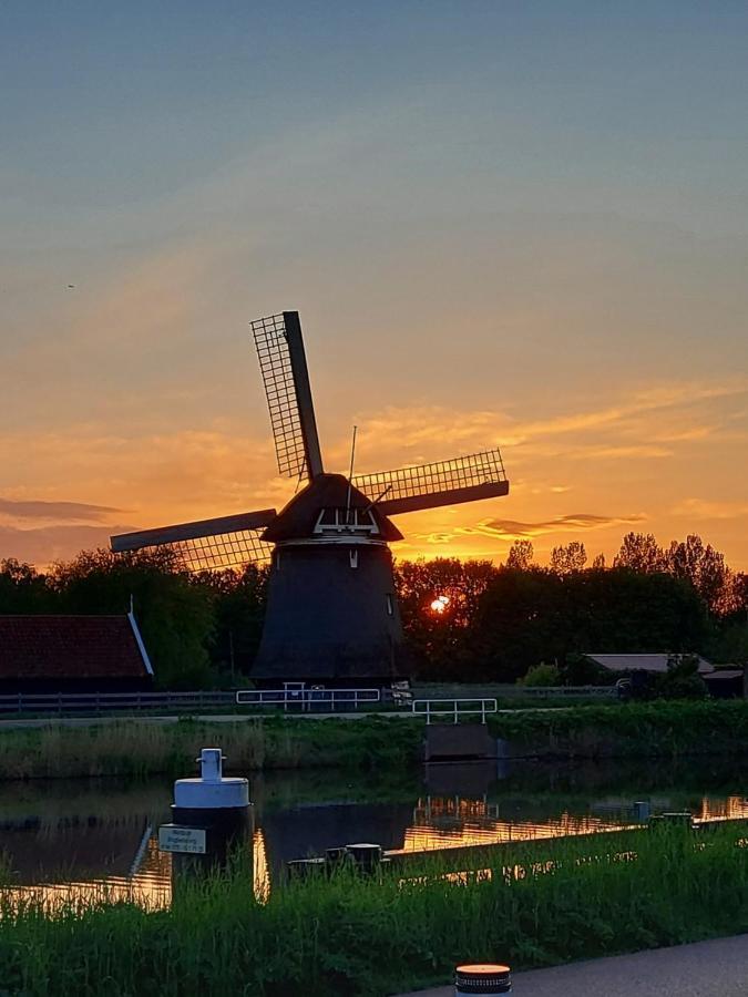 Holiday Home Canal View Alkmaar Exterior photo
