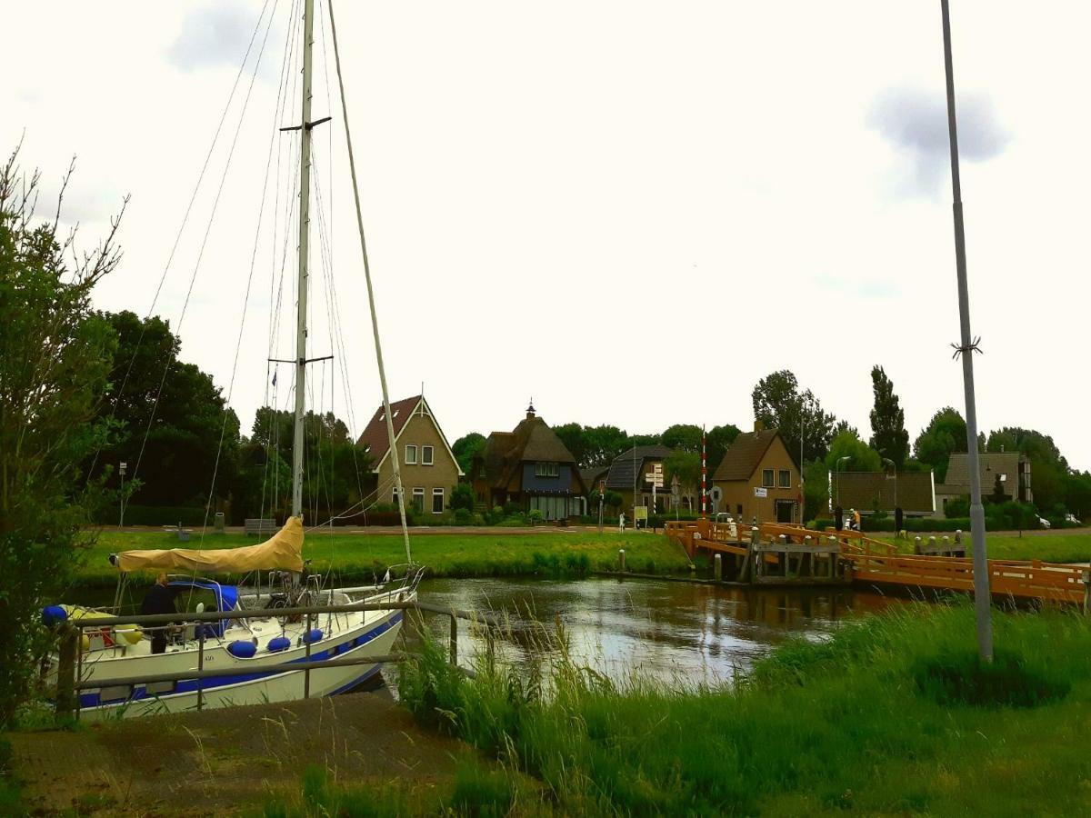 Holiday Home Canal View Alkmaar Exterior photo